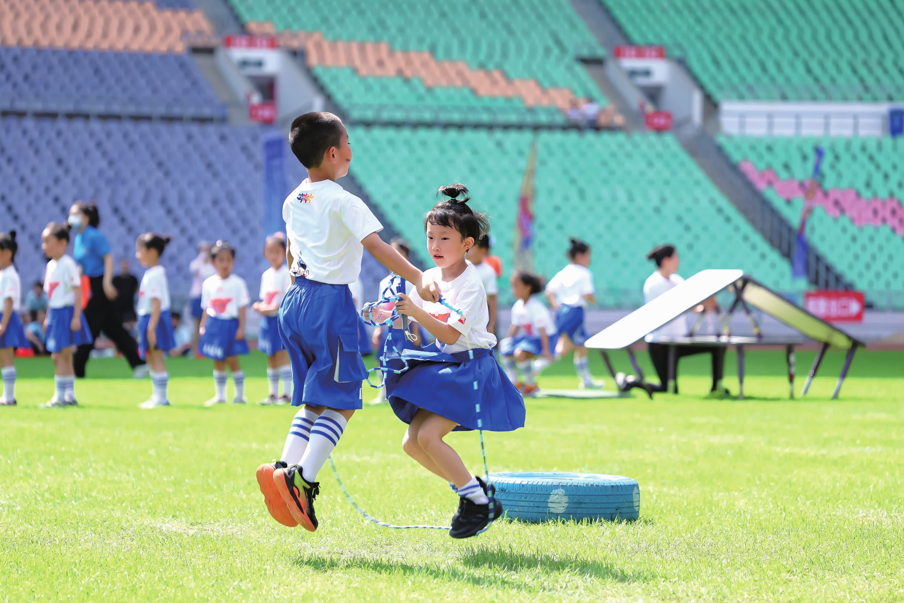 为什么职业玩家极少追求刺激？（职业玩家为何鲜少寻求刺激？）